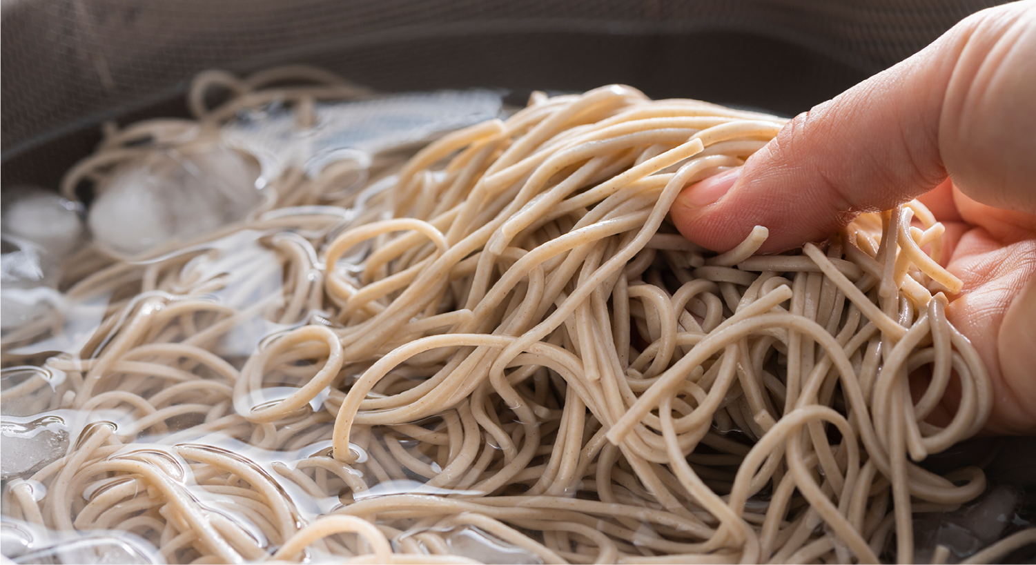 日本酒好きのための十割蕎麦